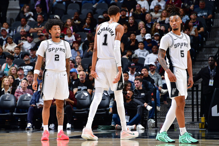 配备多语种 配备多语种